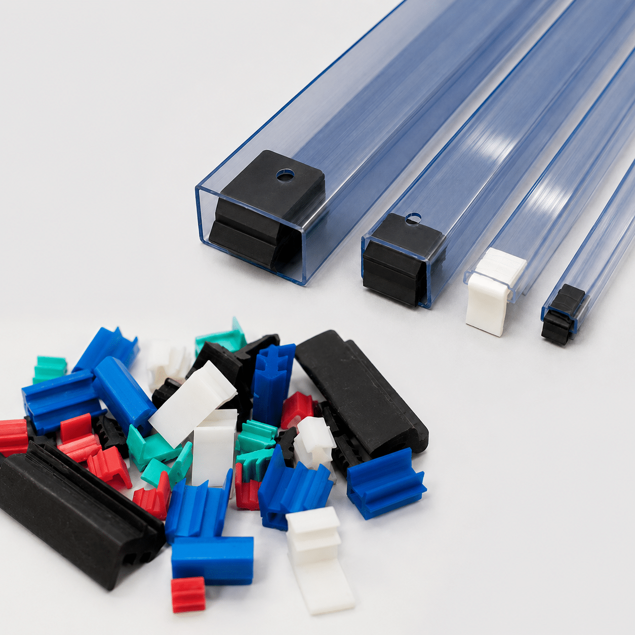 IC tube end stop plugs for antistatic shipping tubes